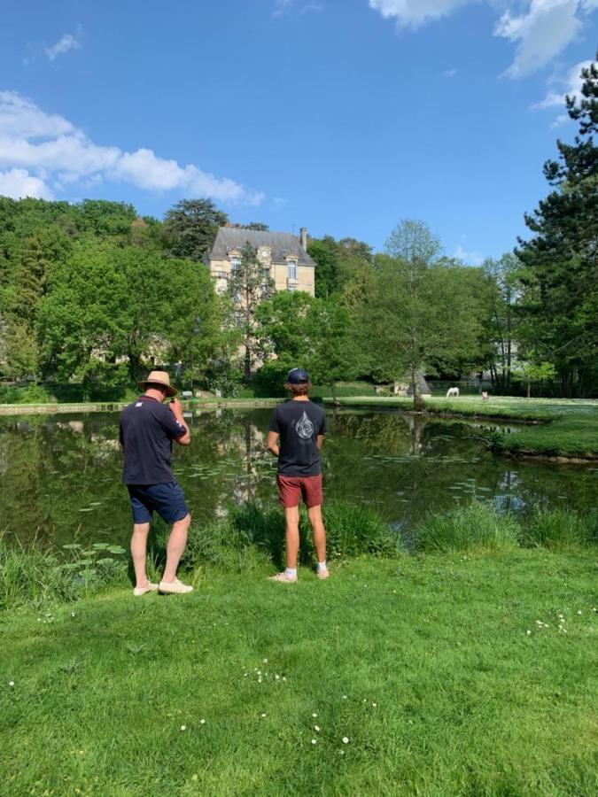 Gite Familial Chateau La Roche Racan Saint-Paterne-Racan Eksteriør billede