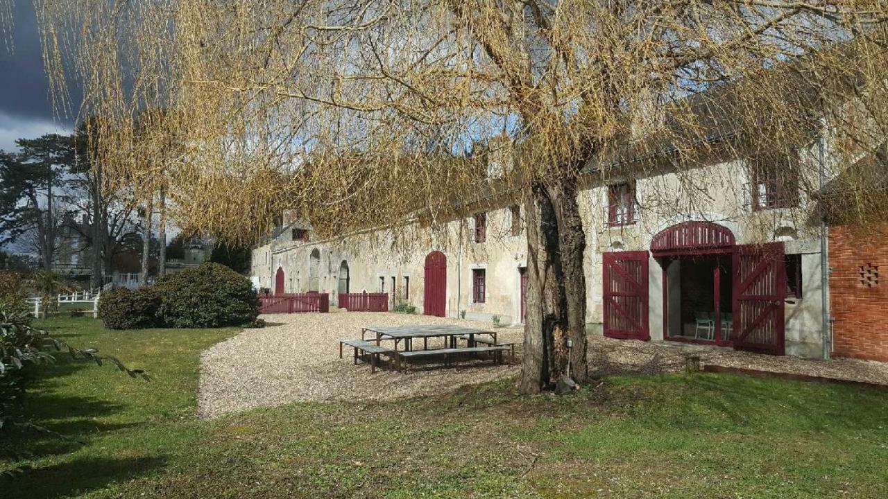 Gite Familial Chateau La Roche Racan Saint-Paterne-Racan Eksteriør billede